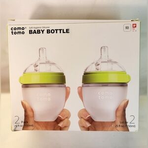 comotomo Green Silicone Baby Bottle - 2 Pack (5 fl oz)